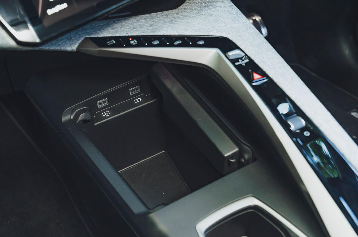 Peugeot E 3008 review 2024 16 cubby hole